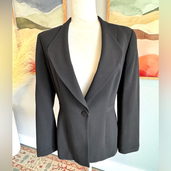 Giorgio Armani Collection Black Blazer - Picture 7 of 10